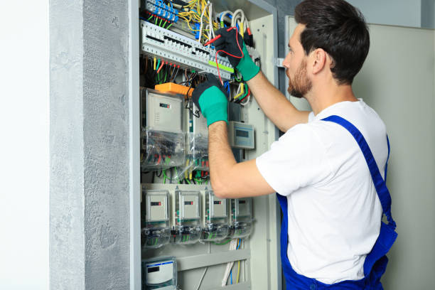 Best Electrical Contractors for Businesses  in Tillamook, OR